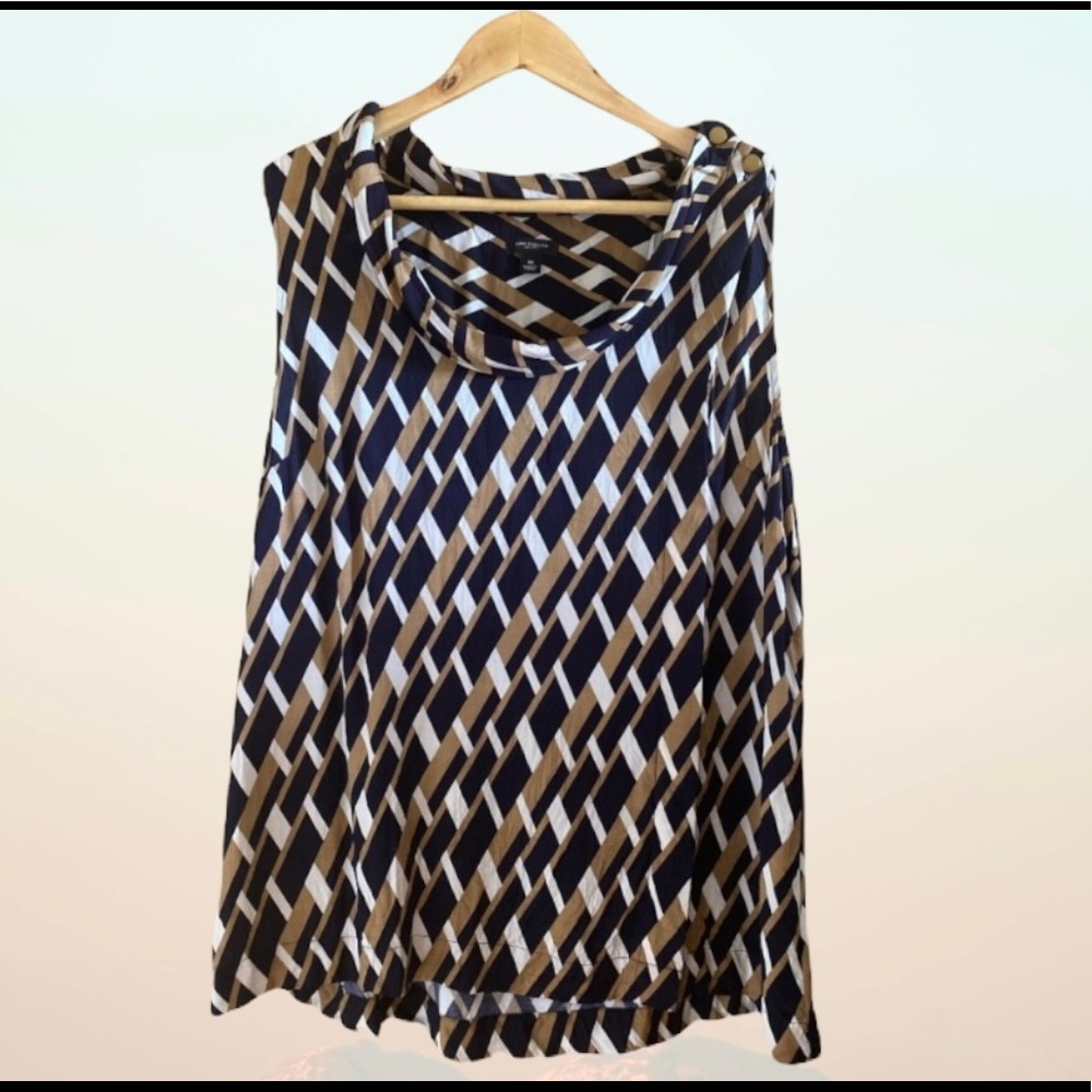 Ann Taylor Sleeveless Blouse Sz. XL  (16)